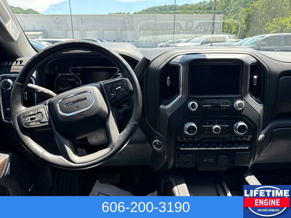 Used 2021 GMC Sierra 1500 Denali w/ Denali Ultimate Package AWD/4WD image 16