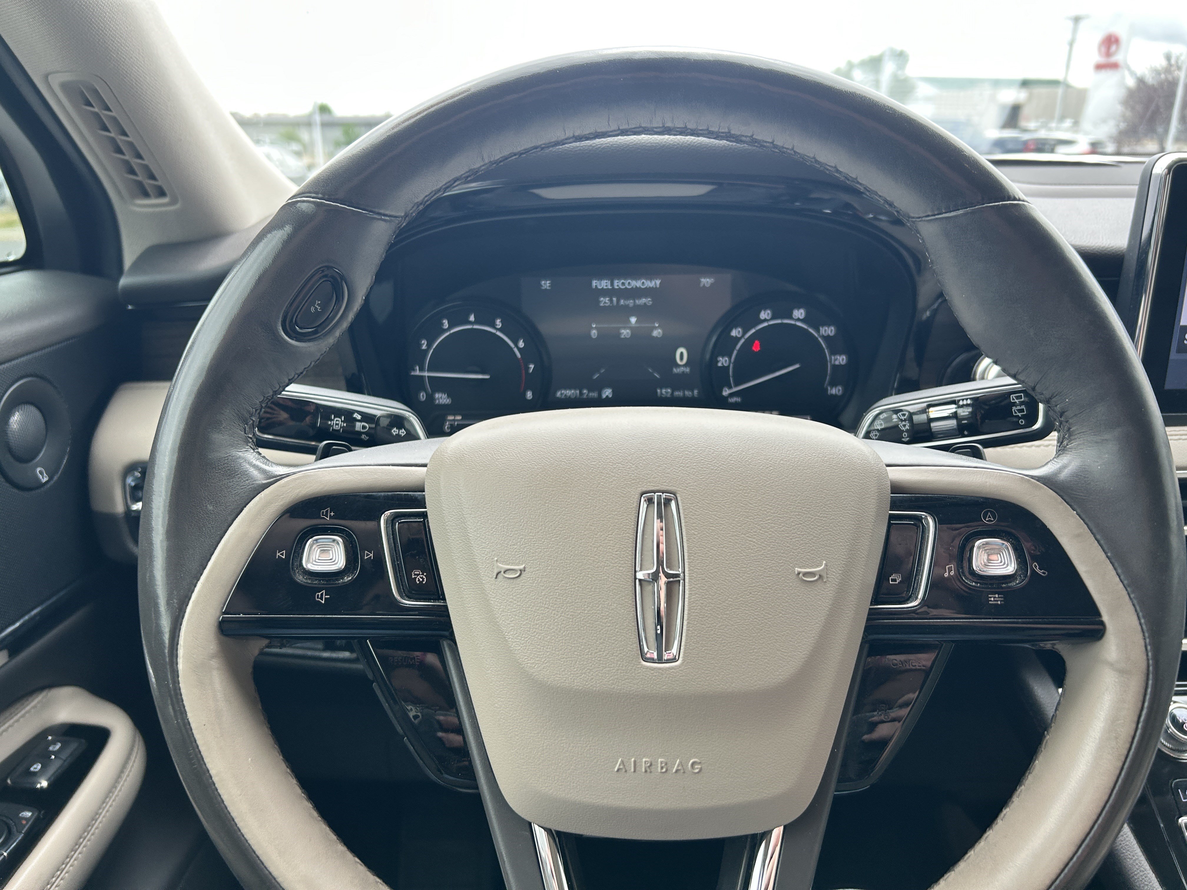 Used 2022 Lincoln Aviator Reserve w/ Equipment Group 201A RWD image 18