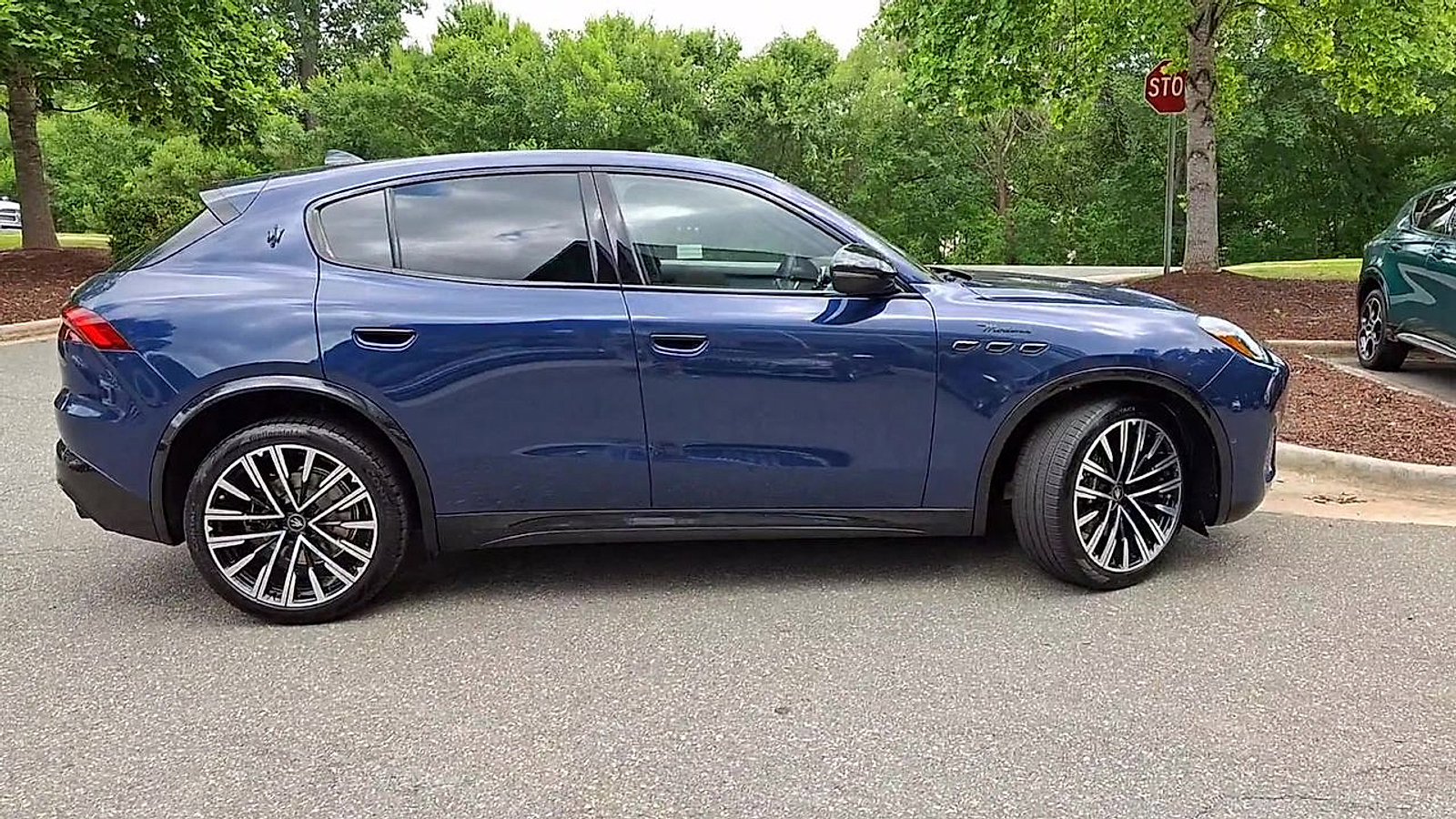 New 2025 Maserati Grecale Modena image 9