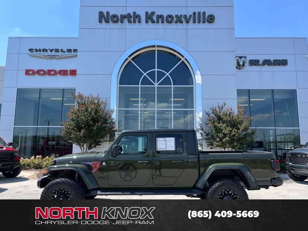 Used 2021 Jeep Gladiator Sport AWD/4WD image 2