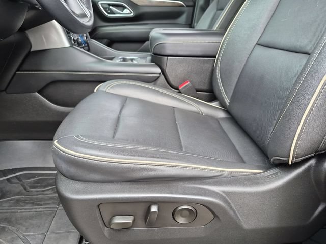 Used 2023 Chevrolet Tahoe Premier AWD/4WD image 18