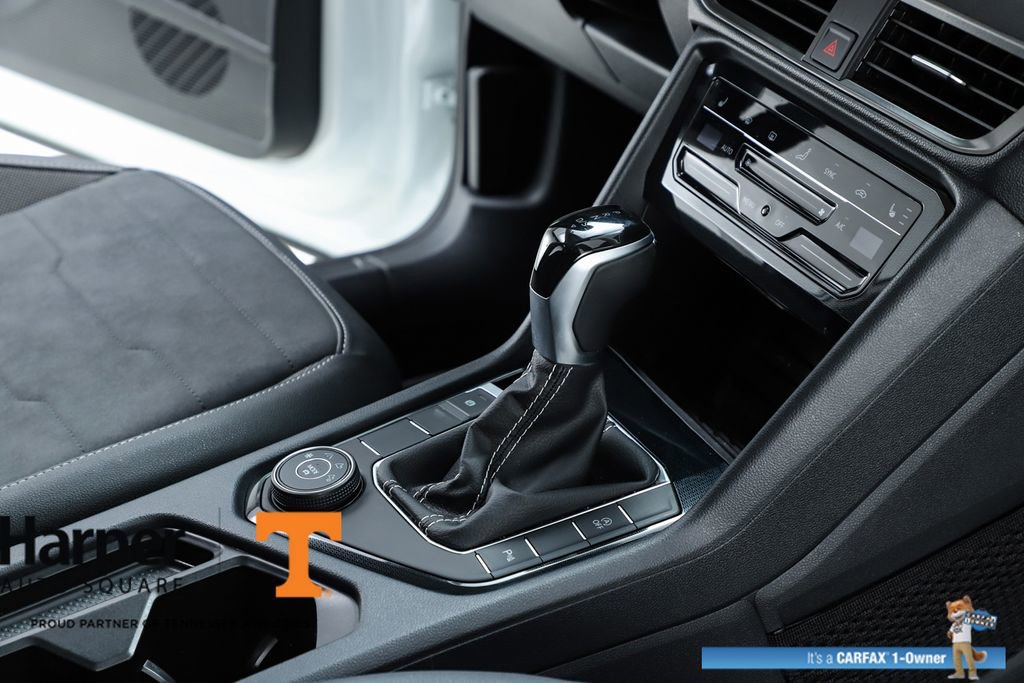 Used 2025 Volkswagen Taos SE image 71