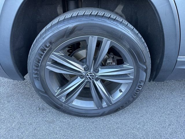 Certified 2021 Volkswagen Atlas SE w/ Panoramic Sunroof Package image 33