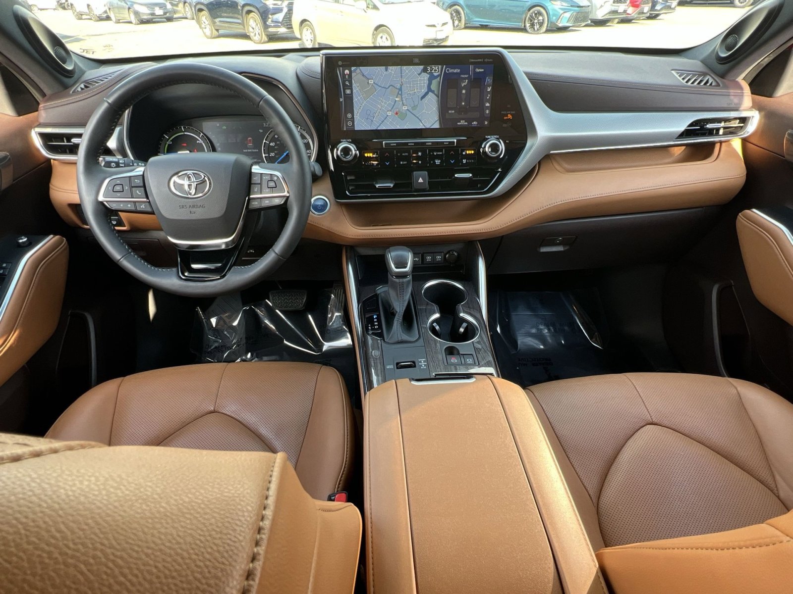 Used 2020 Toyota Highlander Platinum image 21