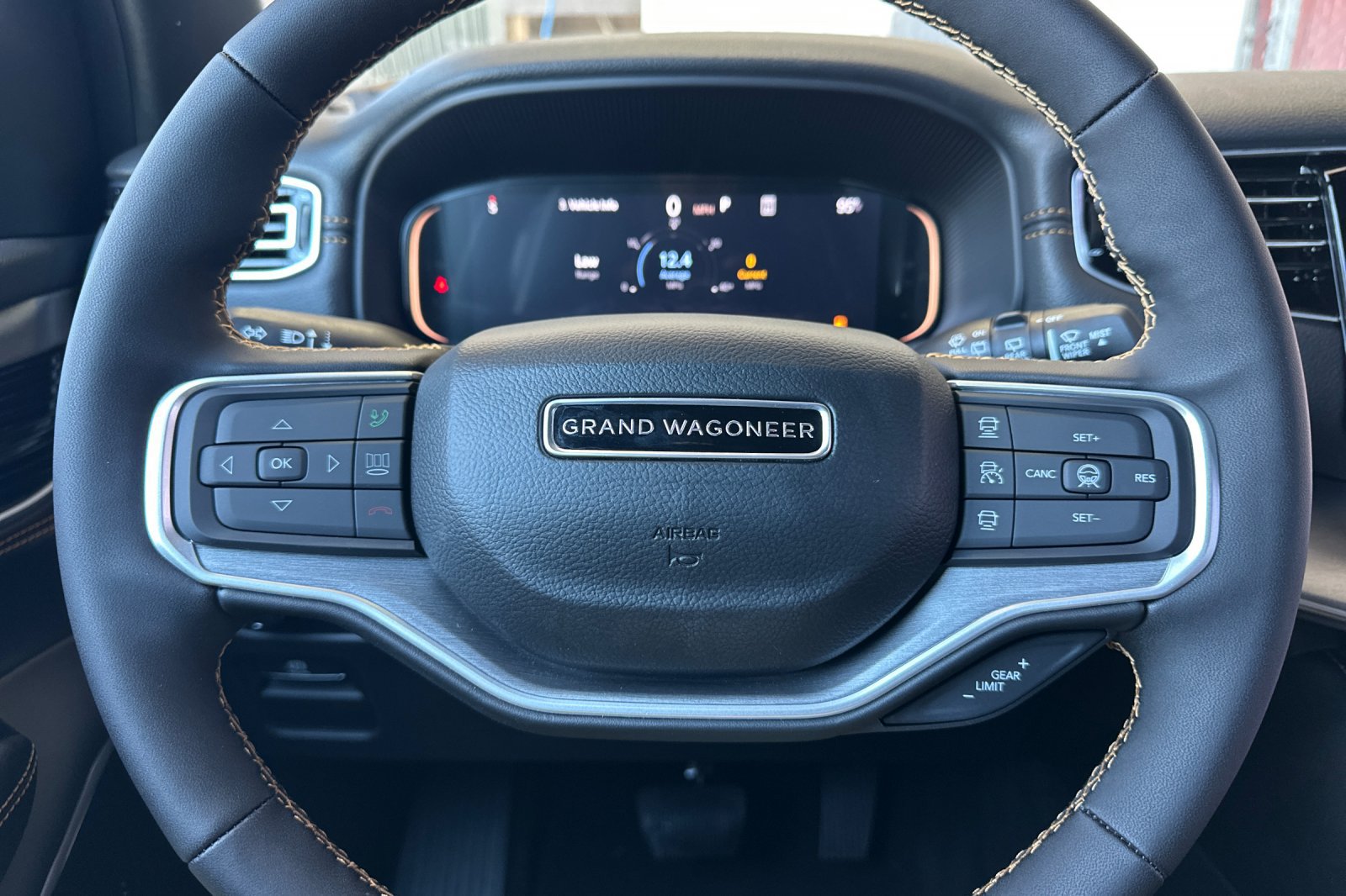 New 2026 Jeep Grand Wagoneer 4WD image 25