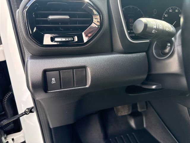 Used 2023 Honda Pilot Sport image 16