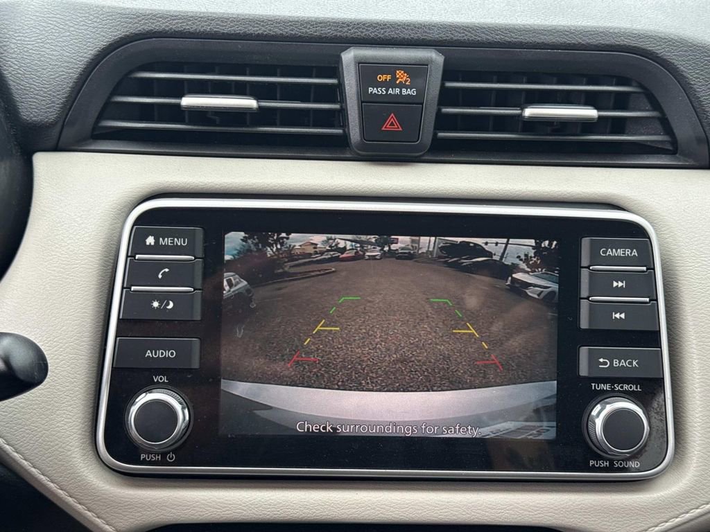 Certified 2021 Nissan Versa SV image 21