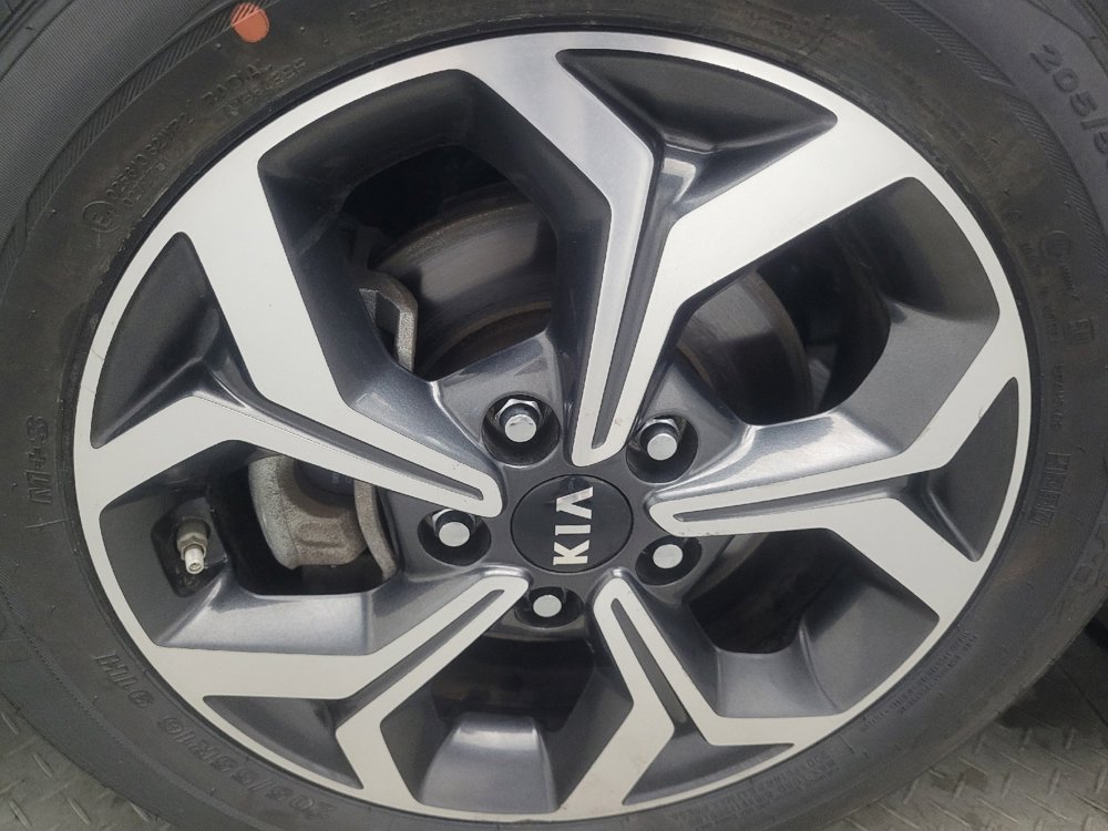 Used 2019 Kia Forte LXS FWD image 31