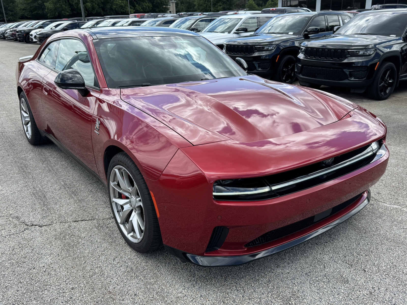 Used 2024 Dodge Charger Daytona Scat Pack w/ Plus Group AWD/4WD image 3