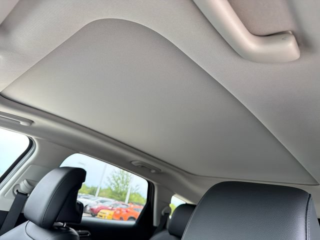 New 2026 Kia Sportage EX FWD image 16