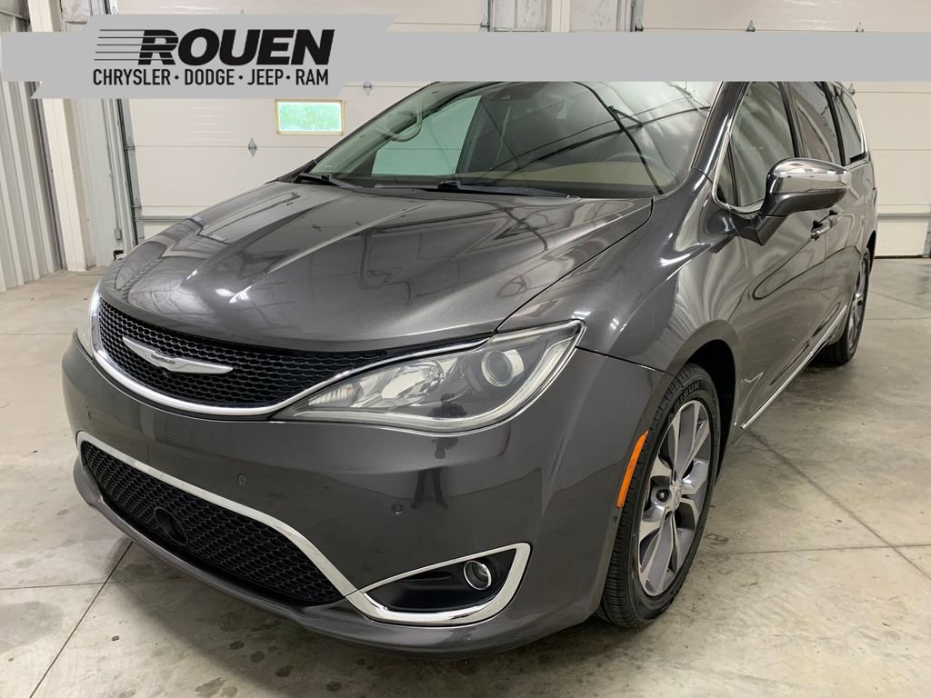 Used 2017 Chrysler Pacifica Limited