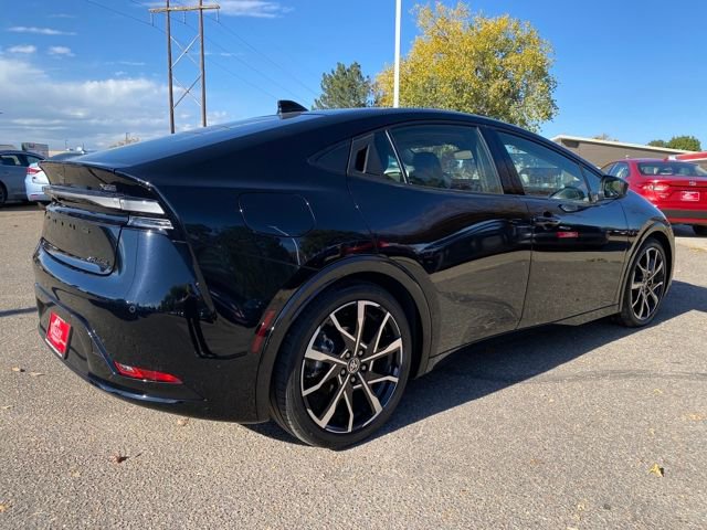 Used 2023 Toyota Prius Prime Premium image 5