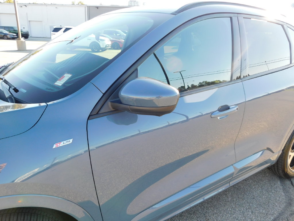 Used 2024 Ford Escape ST-Line Select w/ Tech Pack #2 AWD/4WD image 14