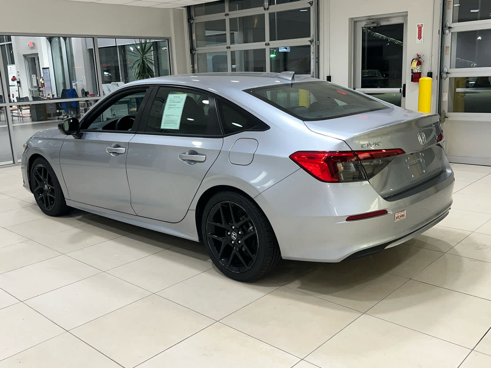 Used 2023 Honda Civic Sport image 9