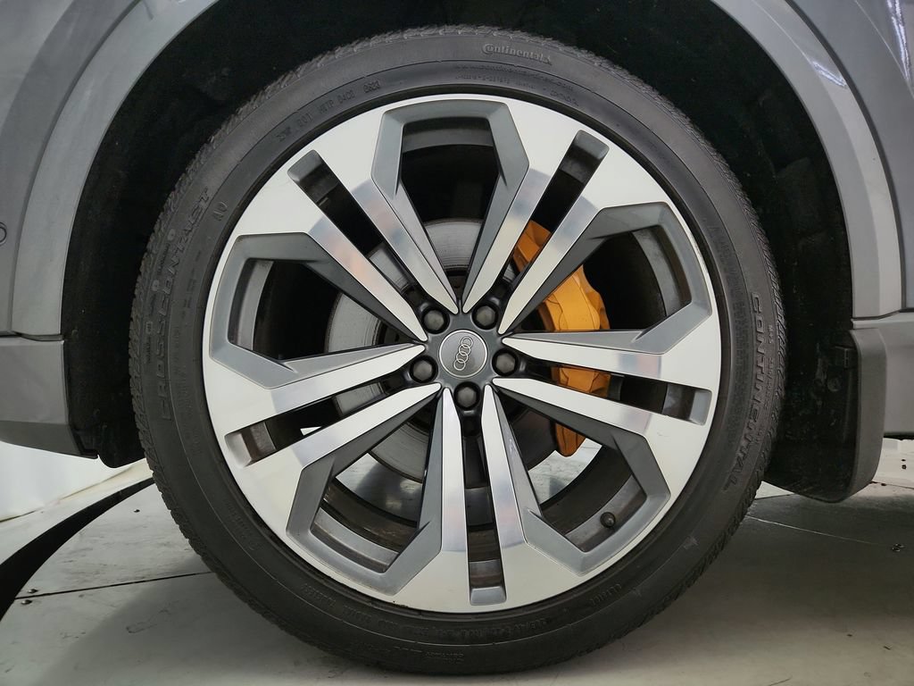 Used 2019 Audi Q8 Premium Plus AWD/4WD image 36
