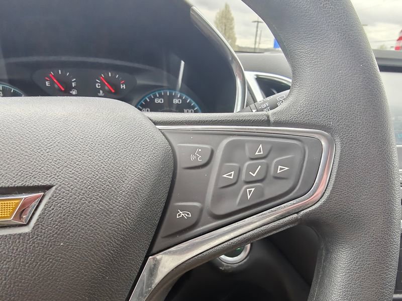Used 2018 Chevrolet Equinox LT image 17