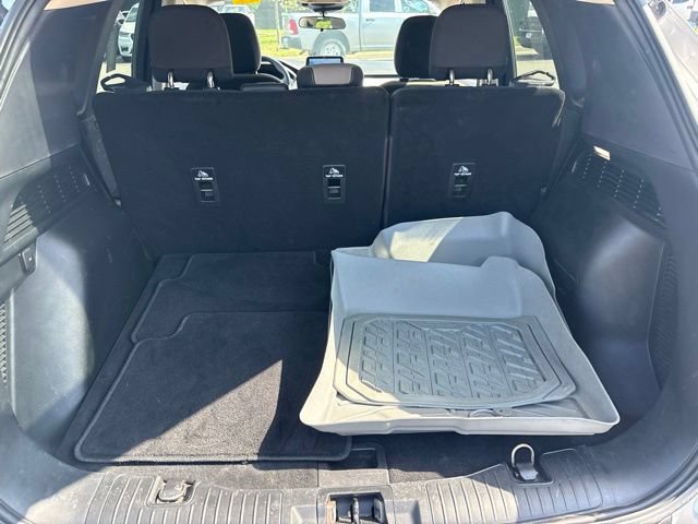 Used 2020 Ford Escape SE FWD image 20
