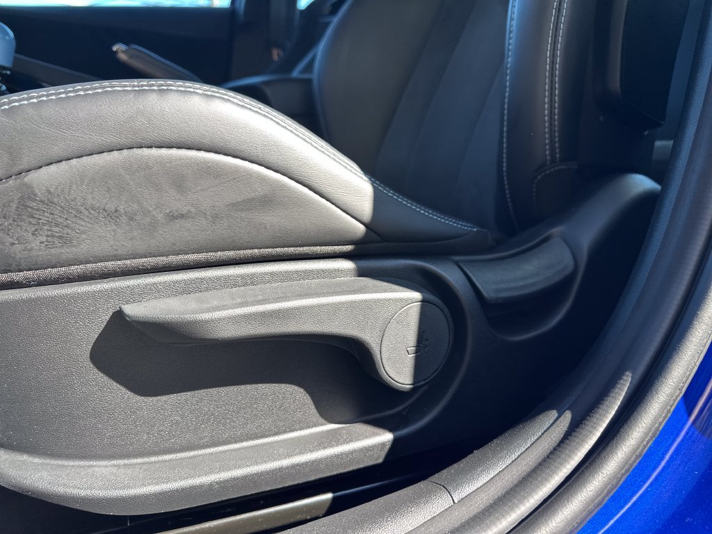Used 2025 Hyundai Elantra N FWD image 9