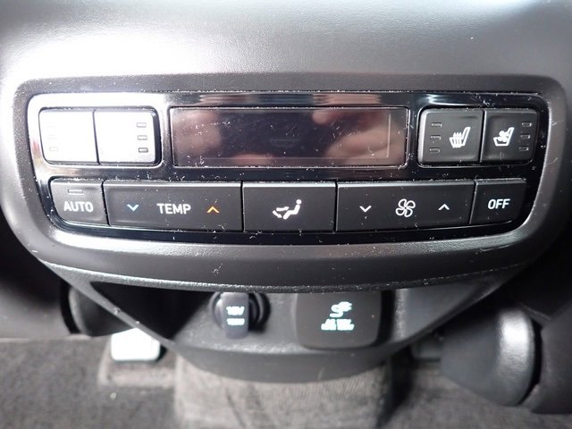 Used 2021 Hyundai Palisade Limited image 19