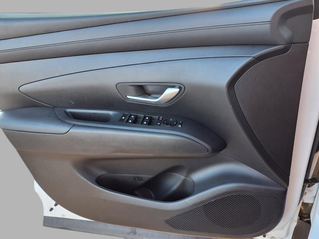 Used 2025 Hyundai Tucson SEL image 16