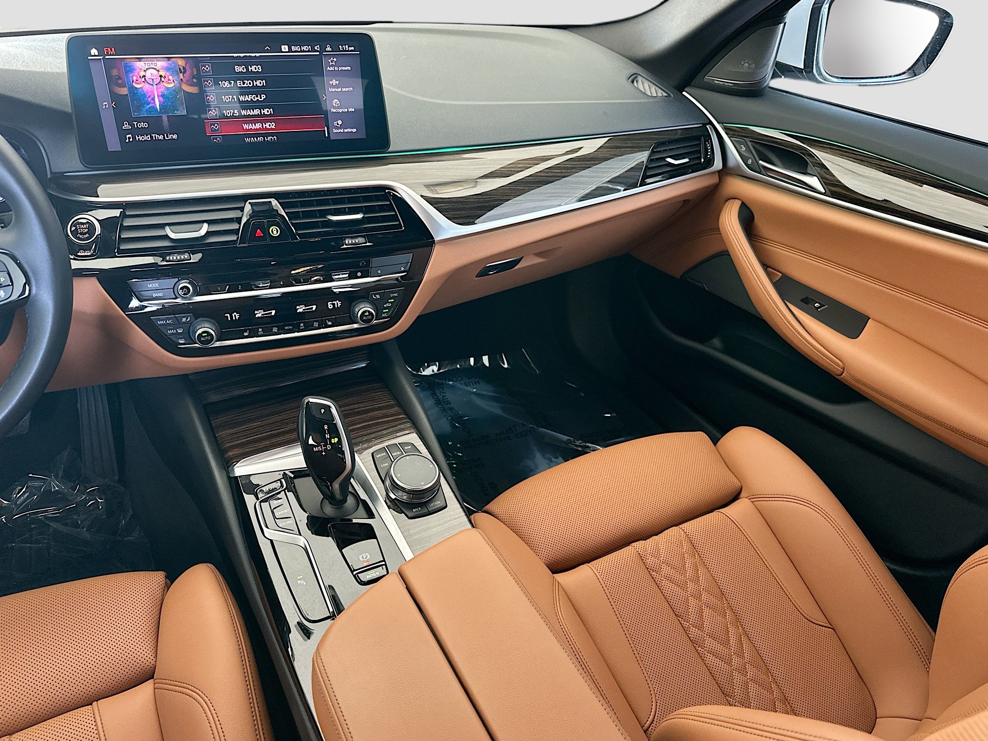 Used 2023 BMW 530i w/ Premium Package RWD image 22
