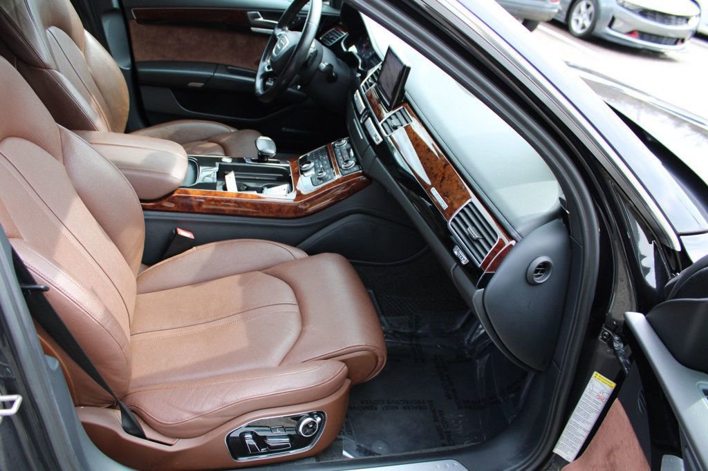 Used 2012 Audi A8 L 4.2 image 14
