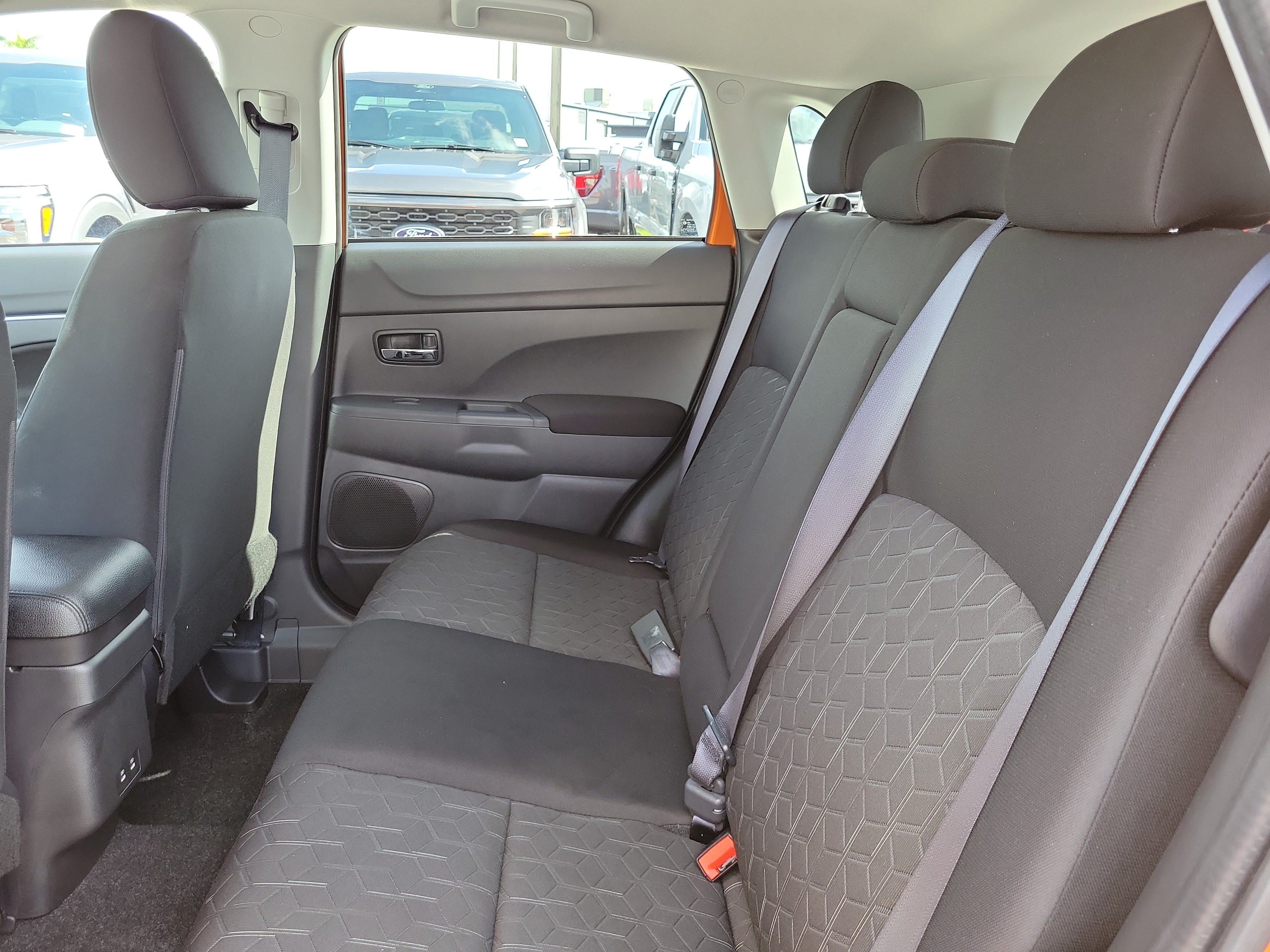 Used 2026 Mitsubishi Outlander Sport LE AWD/4WD image 12