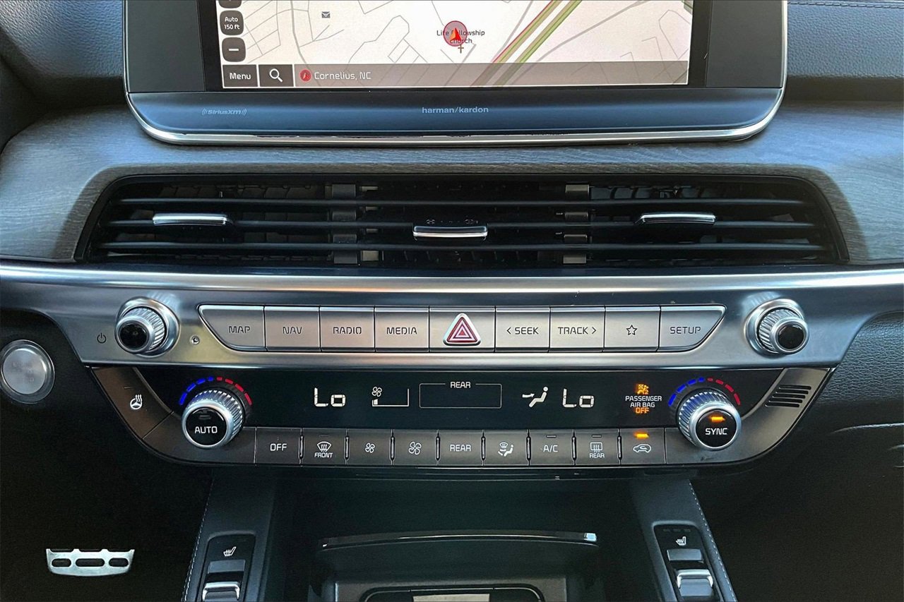 Used 2022 Kia Telluride SX w/ Nightfall Edition Package image 18