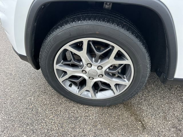 Used 2021 Jeep Grand Cherokee Limited w/ Trailer Tow Group IV image 58