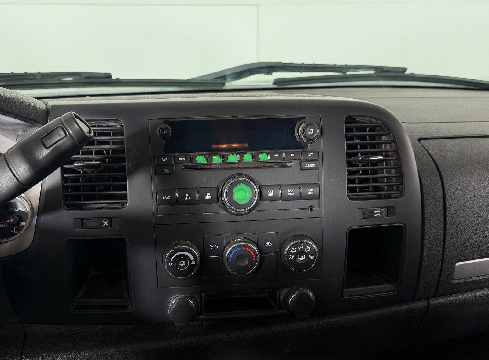 Used 2008 Chevrolet Silverado 1500 LT w/ Power Pack Plus RWD image 10