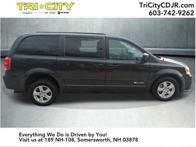 Used 2012 Dodge Grand Caravan SXT image 7