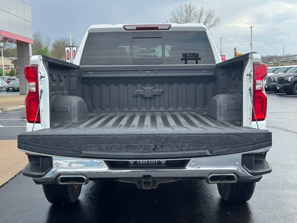 Used 2021 Chevrolet Silverado 1500 LTZ image 4