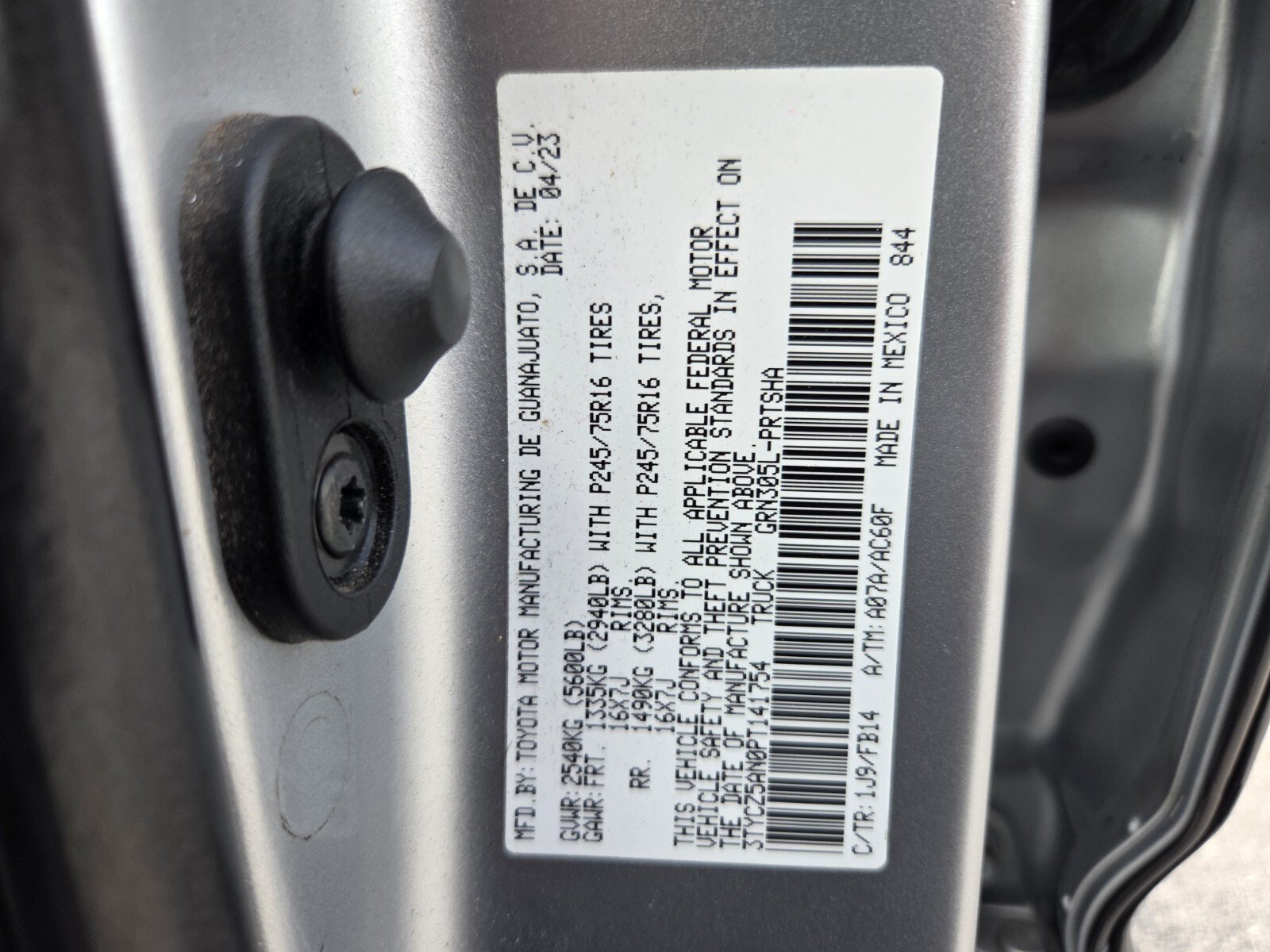 Used 2023 Toyota Tacoma SR AWD/4WD image 18