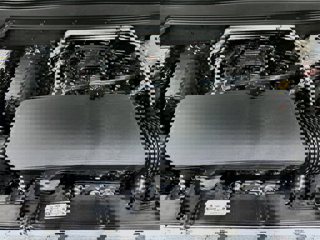 New 2026 GMC Canyon Elevation w/ Convenience Package image 31