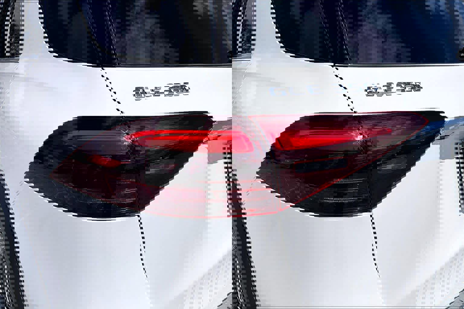 Used 2025 Mercedes-Benz GLE 350 4MATIC image 28