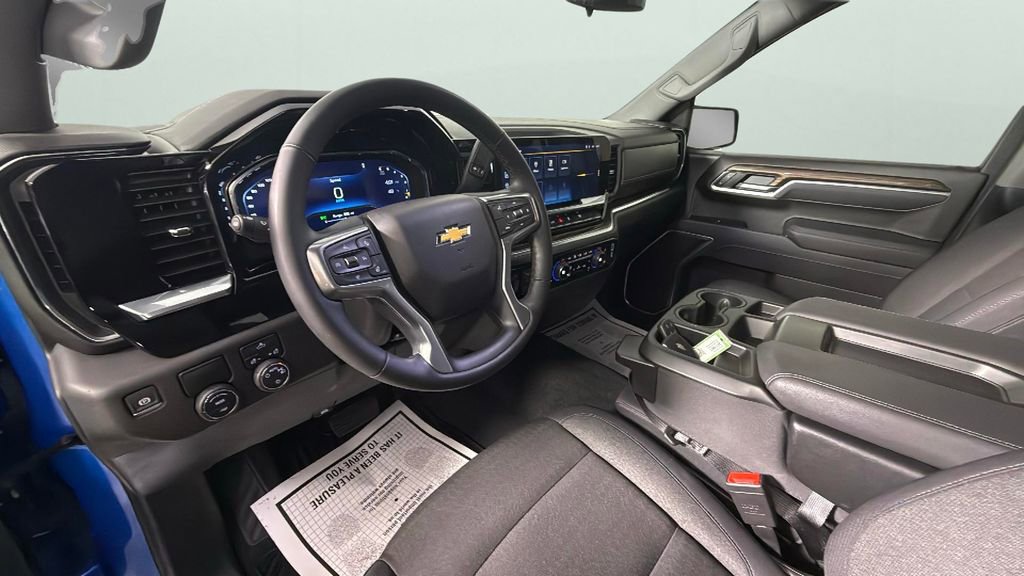 Used 2025 Chevrolet Silverado 1500 LT image 18