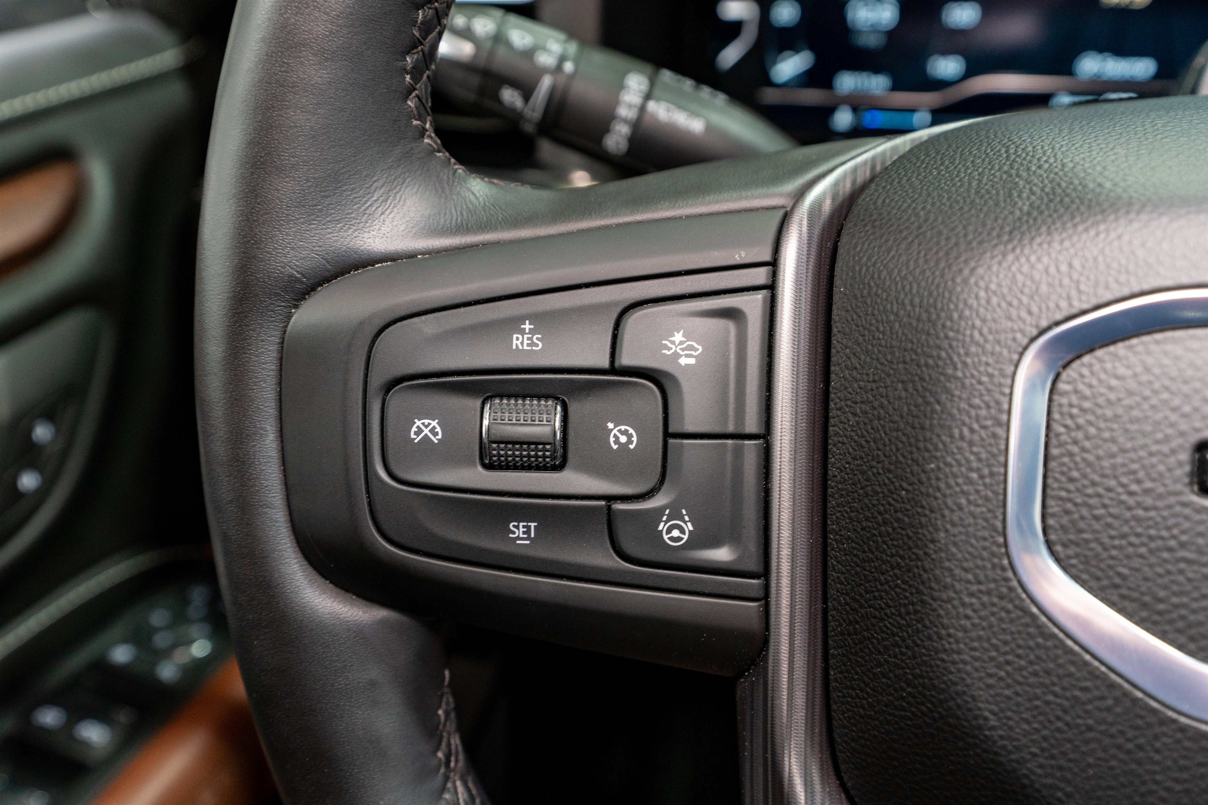 Used 2024 GMC Yukon Denali Ultimate image 29