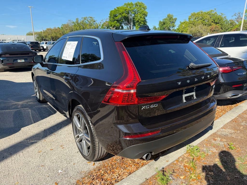 Used 2020 Volvo XC60 T5 Momentum image 4