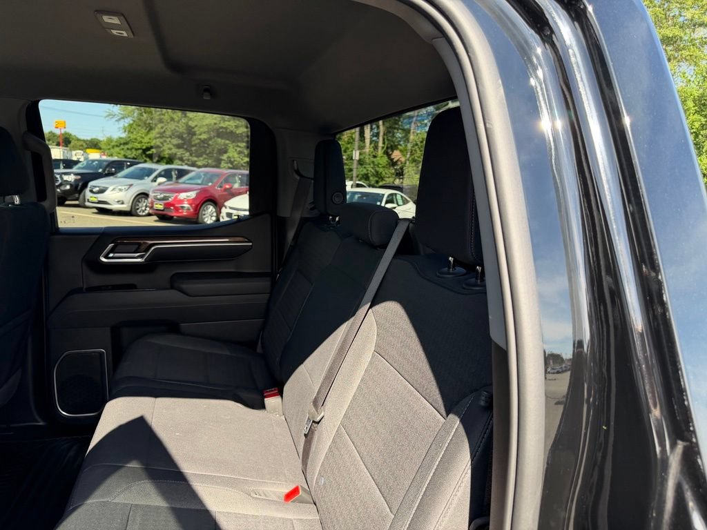 Certified 2026 Chevrolet Silverado 1500 RST AWD/4WD image 9