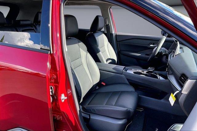 New 2026 Nissan Rogue SV image 11