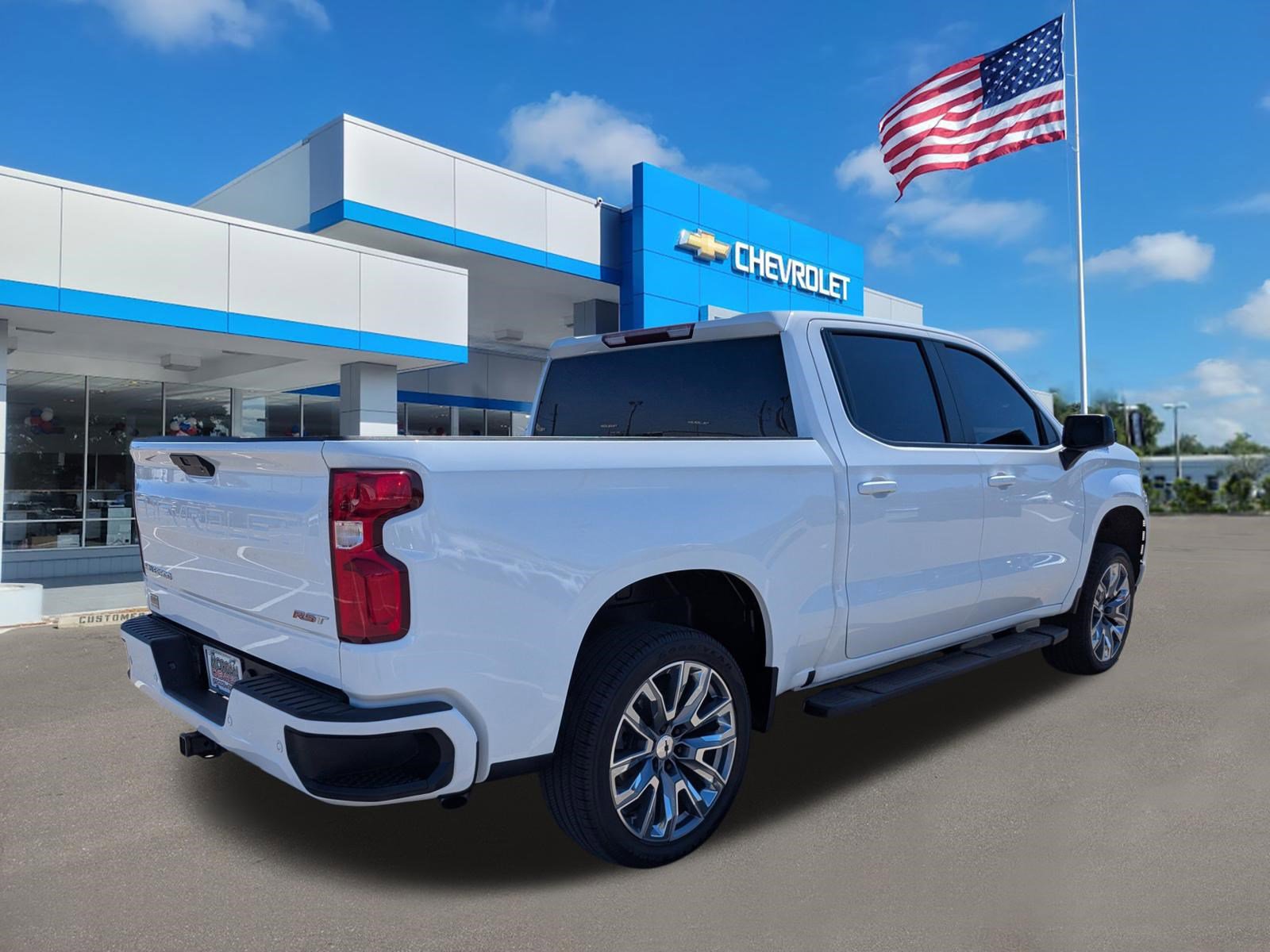 Used 2022 Chevrolet Silverado 1500 RST w/ Safety Package image 4