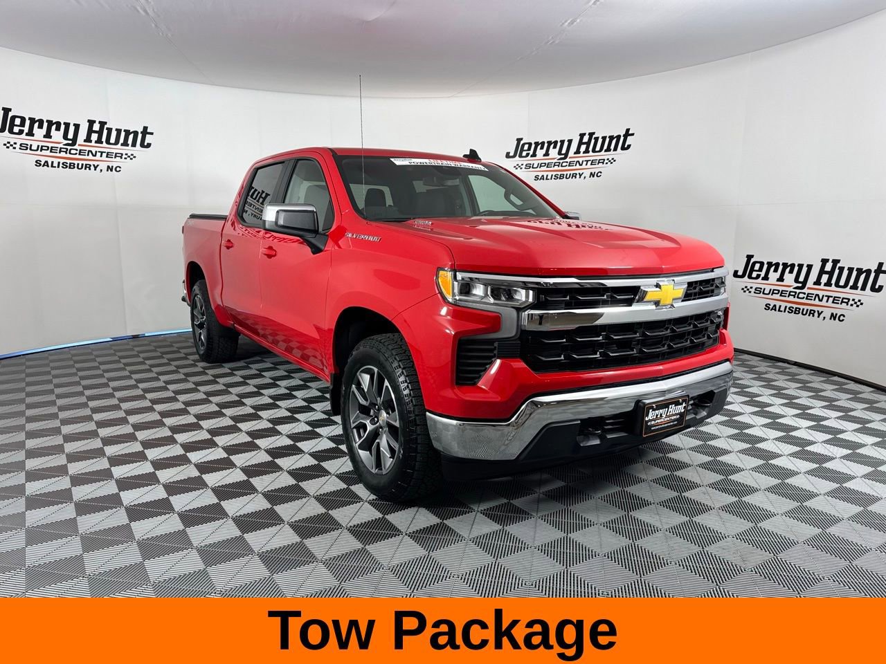 Used 2024 Chevrolet Silverado 1500 LT image 6