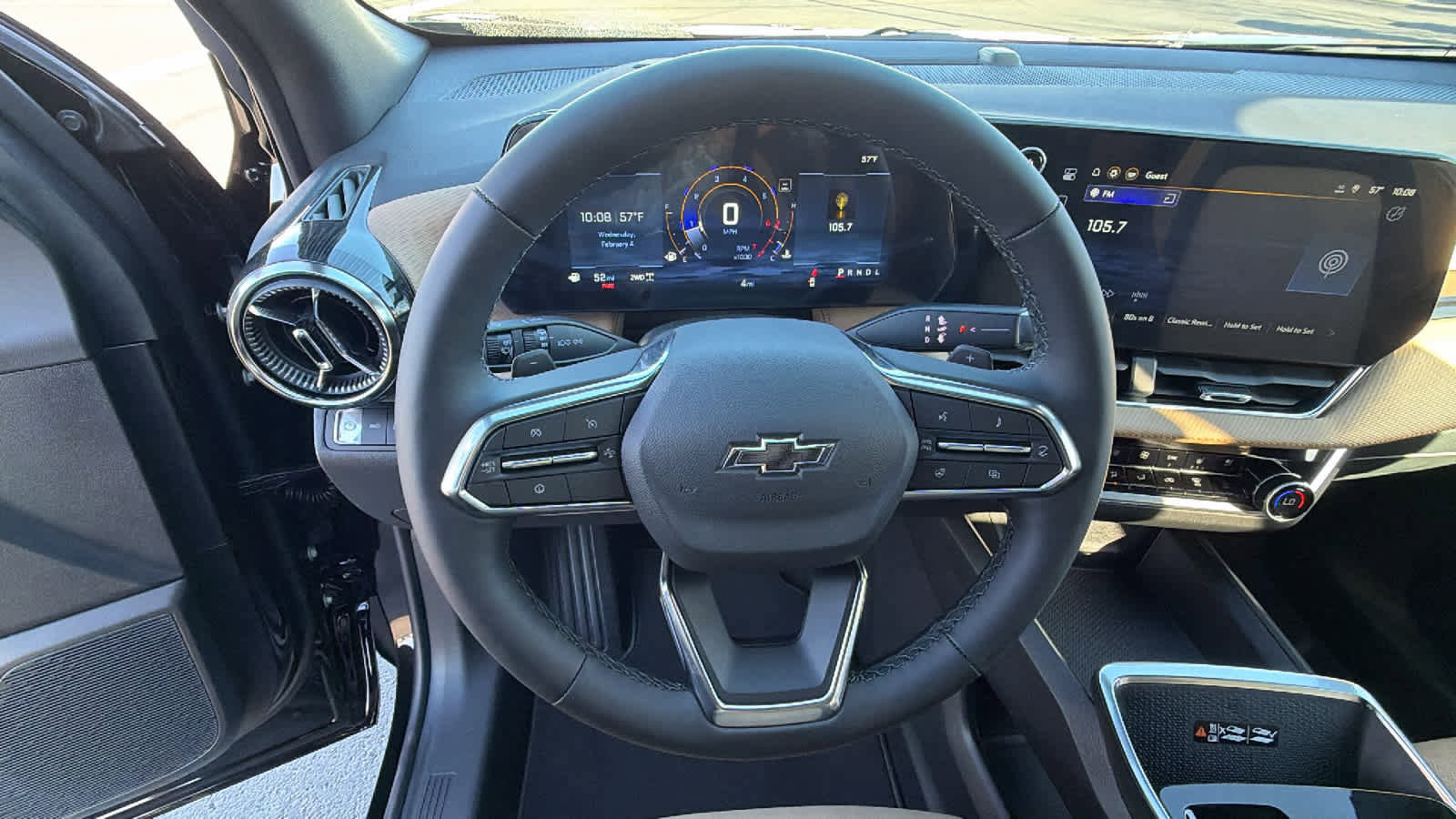 New 2026 Chevrolet Equinox ACTIV w/ Convenience Package III image 18