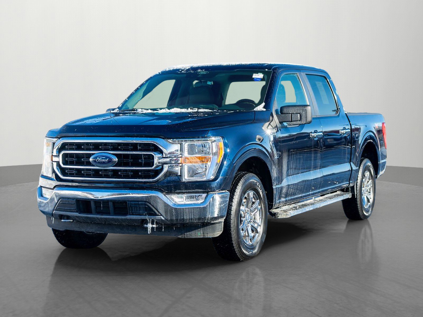 Used 2021 Ford F150 XLT w/ XTR Package image 3