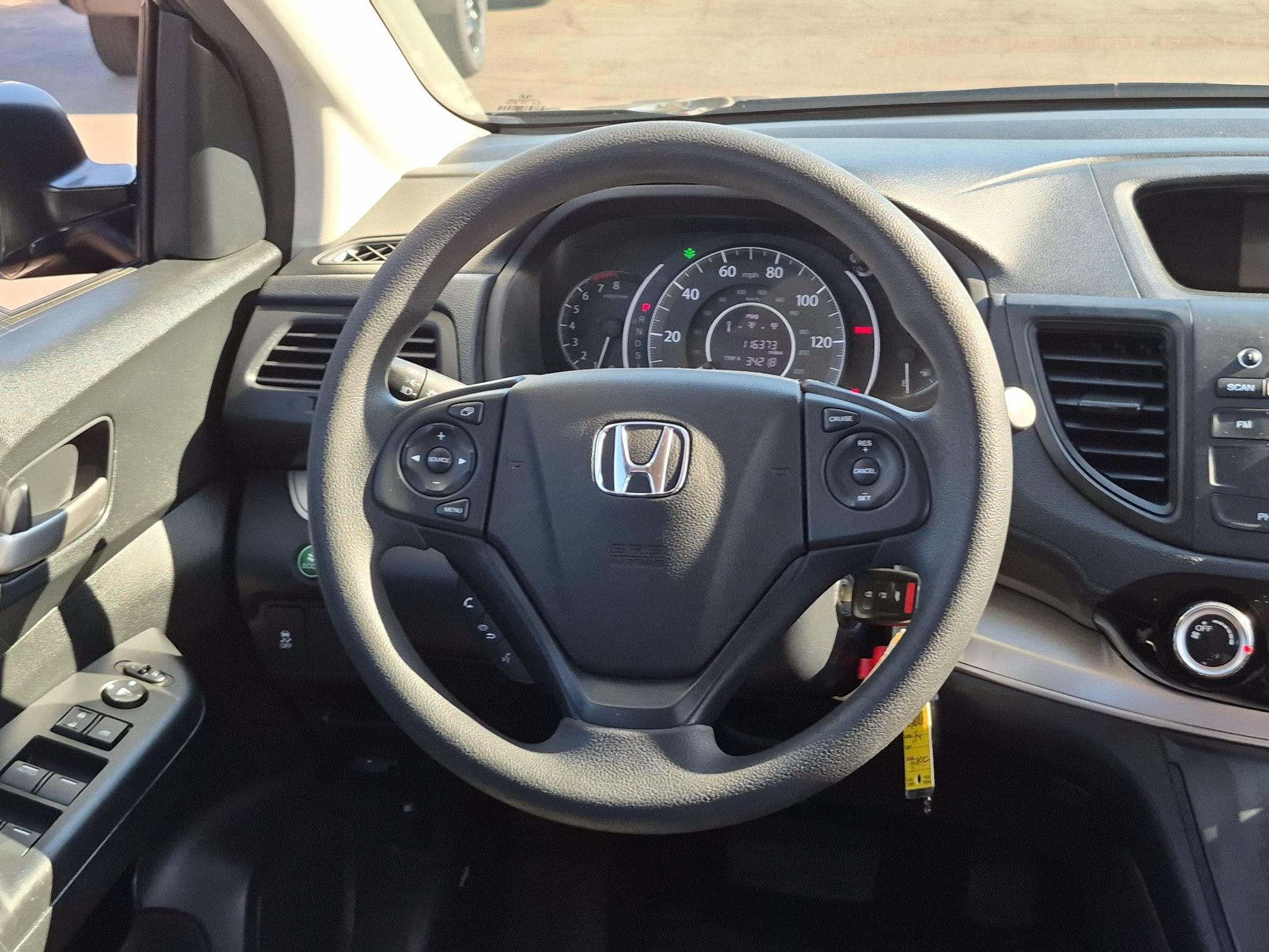 Used 2016 Honda CR-V LX image 11
