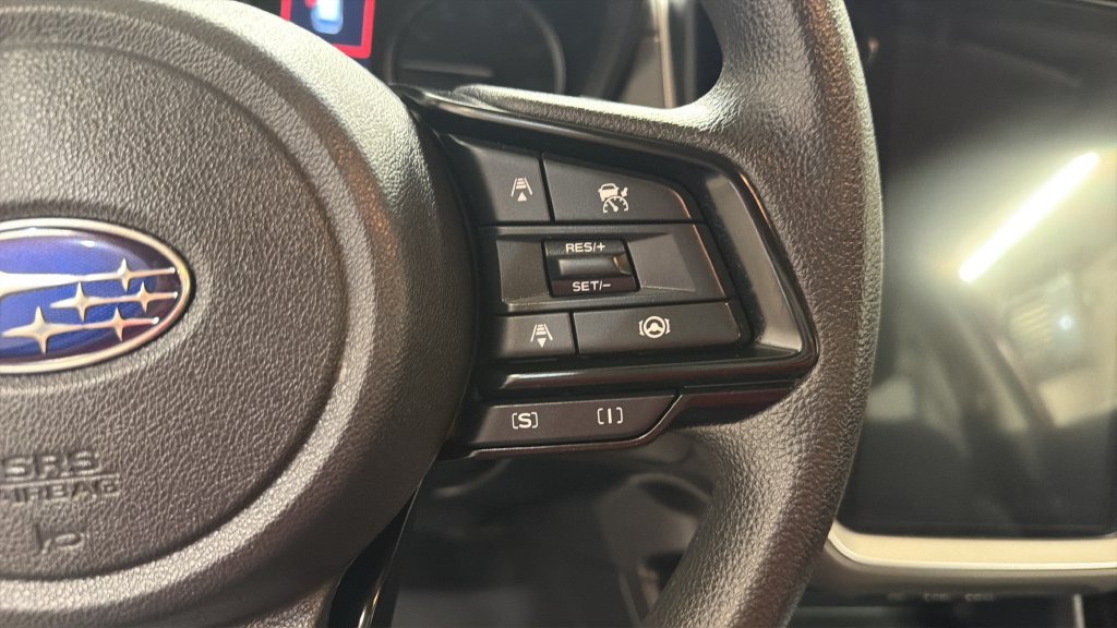 Used 2025 Subaru Crosstrek 2.5i Premium AWD/4WD image 19