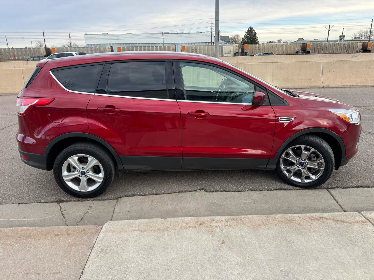 Used 2016 Ford Escape SE image 6