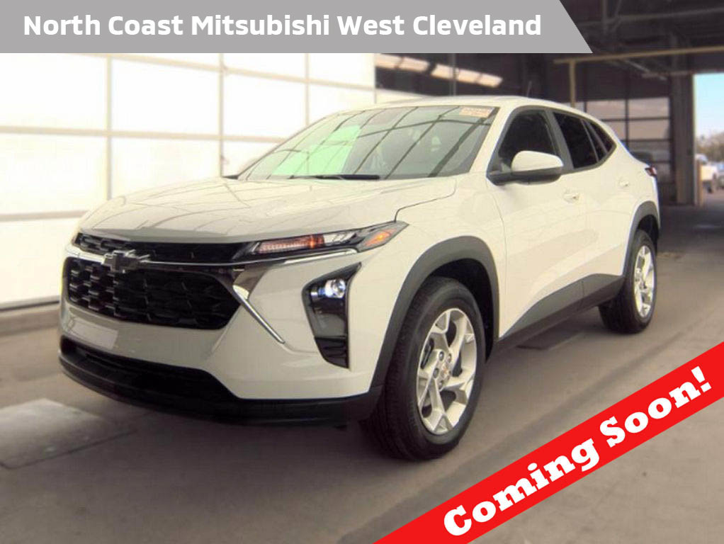 Used 2024 Chevrolet Trax LS w/ LS Convenience Package FWD image 1