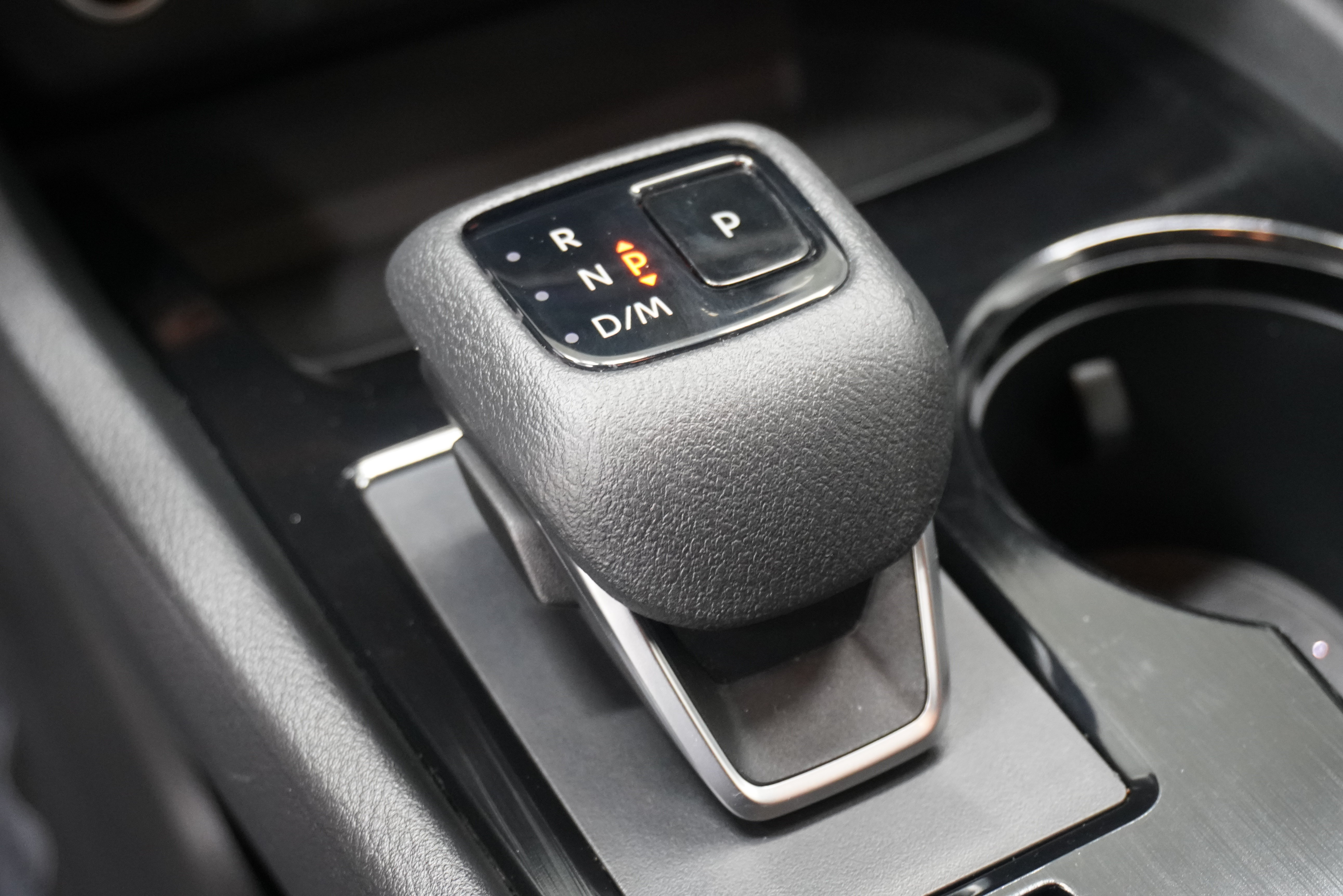 Used 2023 Nissan Rogue SV FWD image 20