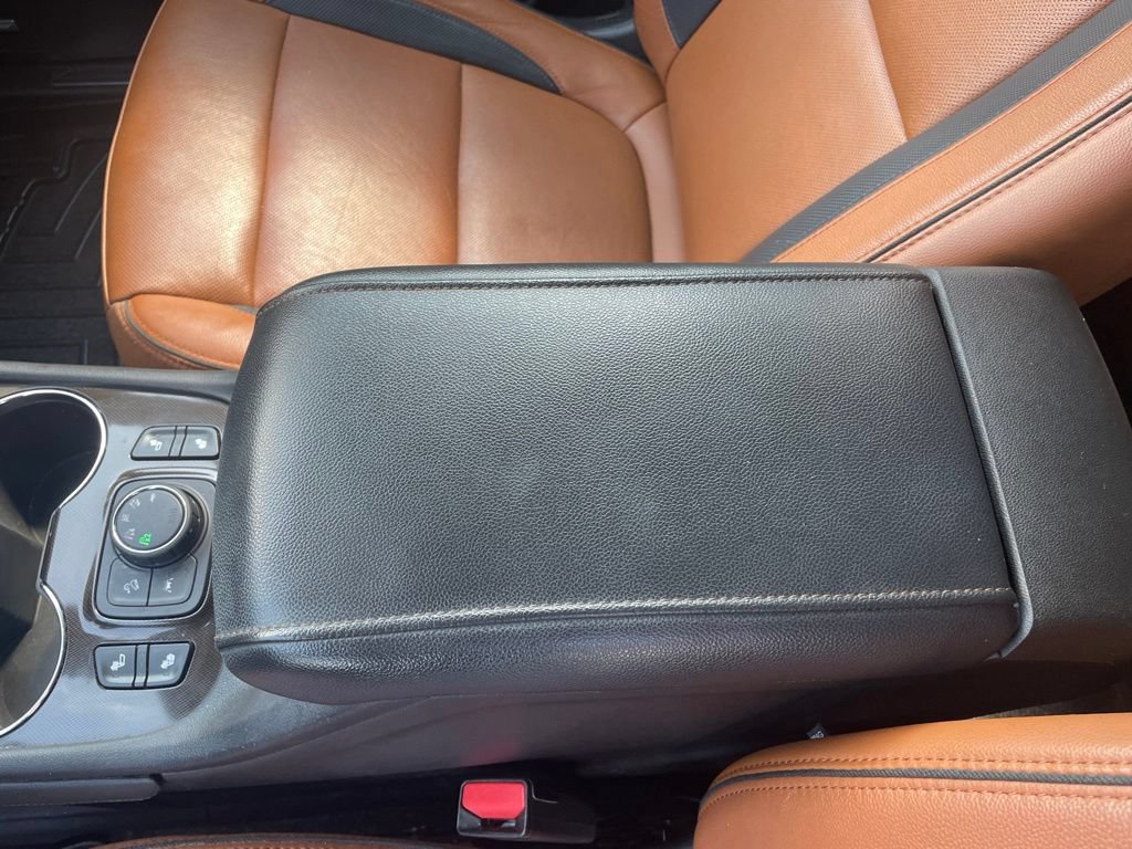 Used 2020 GMC Acadia AT4 w/ Driver Alert Package II AWD/4WD image 19